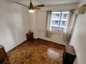Alquiler - 2 ambientes - Austria 1700 - Recoleta - Balcon
