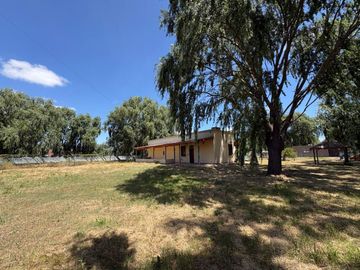 VENTA CASA 4 AMB C/1300M2 Y PILETA- ALEJANDRO KORN