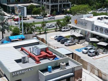 VENTA OFICINA 40M2 EQUIPADA FRENTE A STARBUCKS PLAYA DEL CARMEN PLAZA AMERICAS