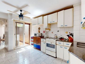 DPTO 5 AMB EN VENTA EN BELGRANO -COCH PATIO BALCON