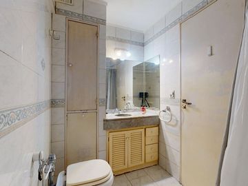 DPTO 5 AMB EN VENTA EN BELGRANO -COCH PATIO BALCON