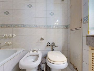 DPTO 5 AMB EN VENTA EN BELGRANO -COCH PATIO BALCON