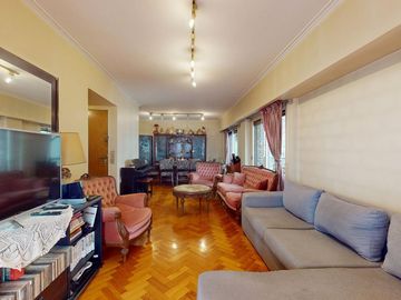 DPTO 5 AMB EN VENTA EN BELGRANO -COCH PATIO BALCON