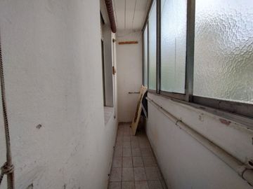 VENTA DEPTO 4AMB-BALCON-FRENTE-ALMAGRO-APT CREDITO