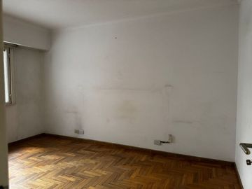 VENTA DEPARTAMENTO 3 AMBIENTES CON PATIO - RETIRO