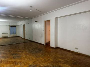 VENTA DEPARTAMENTO 3 AMBIENTES CON PATIO - RETIRO
