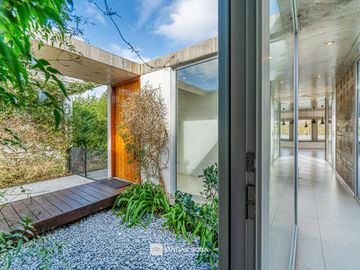 Alquiler 24 meses - Casa 4 ambientes - Piscina - Arenas del Sur