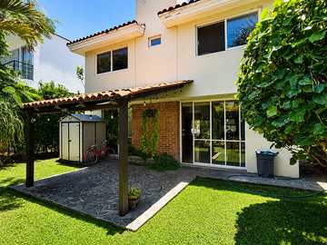 Hermosa residencia en Hacienda Mirage