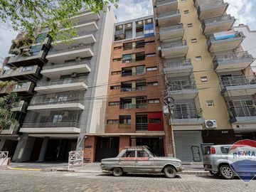 VENTA PENTHOUSE DÚPLEX 4 AMB. C/DEP + 2 GUARDACOCH