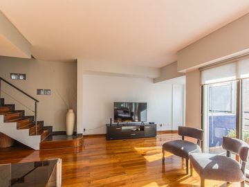 VENTA PENTHOUSE DÚPLEX 4 AMB. C/DEP + 2 GUARDACOCH