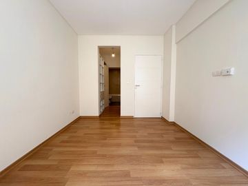 VENTA DEPTO 2 AMB C/COCHERA TOILETTE CABALLITO