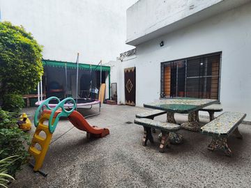 Casa 4 amb en venta - Haedo - Terraza y cocheras
