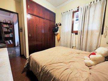 Casa 4 amb en venta - Haedo - Terraza y cocheras