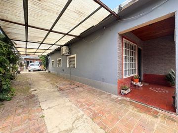 VENTA CASA MULTIFAMILIAR 5 AMBIENTES I. CASANOVA