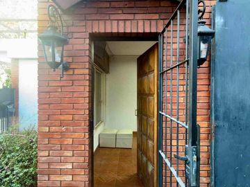 Venta depósito, local y oficinas en Ituzaingó