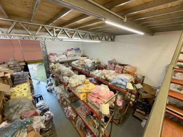 Venta depósito, local y oficinas en Ituzaingó