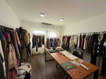 Venta depósito, local y oficinas en Ituzaingó