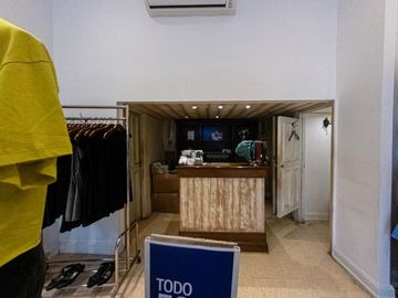VENTA EN BLOQUE GALERIA + VIVIENDAS IDEAL INVERSOR