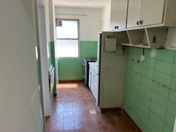 3 AMBIENTES VENTA CONSTITUCIÓN - DEPENDENCIA