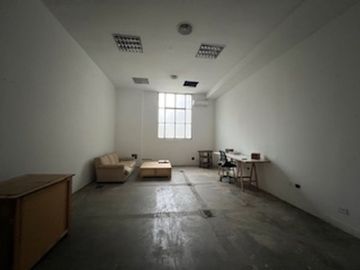Venta Oficina Planta Abierta en el Centro-Retiro
