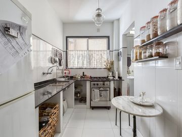 Venta departamento 3 dorm c/dep ycochera Recoleta