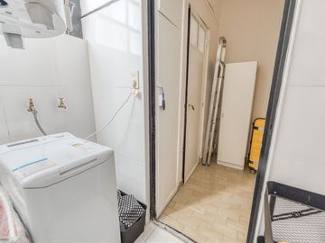 Venta departamento 3 dorm c/dep ycochera Recoleta