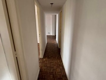 Venta depto 3 amb. c/balcon - 70 m2 oportunidad!