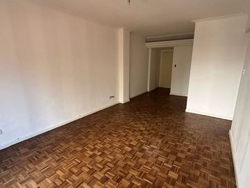 Venta depto 3 amb. c/balcon - 70 m2 oportunidad!