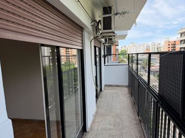3 Ambientes con cochera en Caballito APTO CREDITO