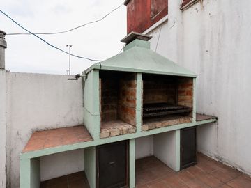 VENTA PH 5 AMBIENTES CONSTITUCION SIN EXPENSAS