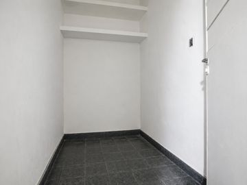 VENTA PH 5 AMBIENTES CONSTITUCION SIN EXPENSAS
