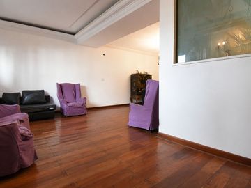 VENTA PH 5 AMBIENTES CONSTITUCION SIN EXPENSAS