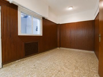 VENTA PH 5 AMBIENTES CONSTITUCION SIN EXPENSAS