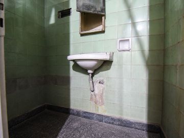 VENTA PH 5 AMBIENTES CONSTITUCION SIN EXPENSAS