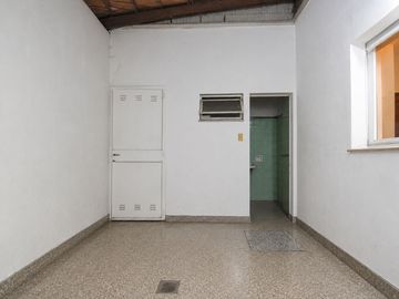 VENTA PH 5 AMBIENTES CONSTITUCION SIN EXPENSAS