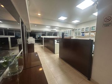 VENTA OFICINAS CON DEPOSITO SAN CRISTOBAL