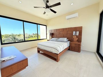 | Villa de lujo con rooftop y alberca en Chelem Puerto |