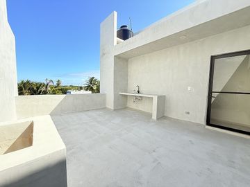 | Villa de lujo con rooftop y alberca en Chelem Puerto |