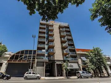 VENTA MONOAMBIENTE CON BALCON FLORES NORTE