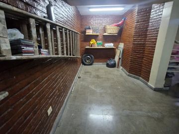 CASA EN VENTA QUINCHO PILETA COCHERA TERRAZA