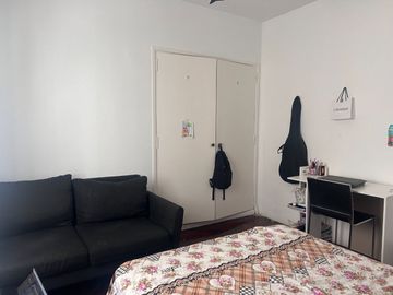 VENTA  3 AMBIENTES DEPENDENCIA BALCON MONSERRAT