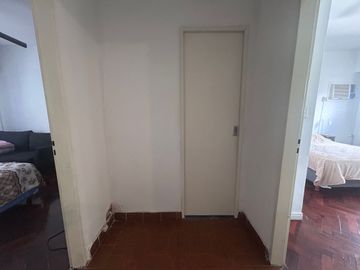 VENTA  3 AMBIENTES DEPENDENCIA BALCON MONSERRAT