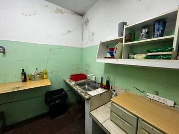Venta Local Calle con Vivienda Sin Expensas Flores