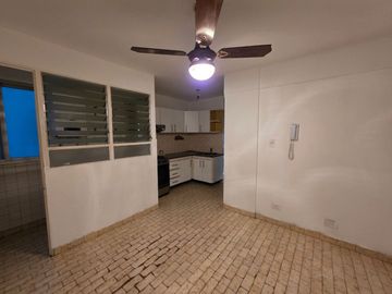 Venta 4 amb dependencia cochera  Villa del Parque