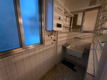 Venta 4 amb dependencia cochera  Villa del Parque