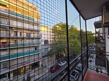 Venta 4 amb dependencia cochera  Villa del Parque