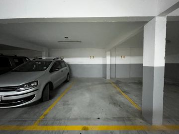 VENTA COCHERA EN SAN CRISTOBAL