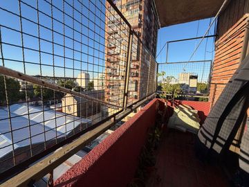 VENTA DEPARTAMENTO 3 AMBIENTES CON BALCON