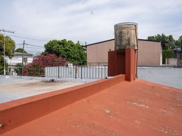 VENTA CASA 3 AMB BERAZATEGUI PARRILLA CCE VARELA