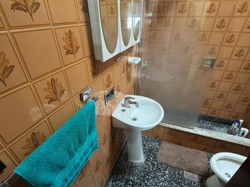 VENTA CASA 3 AMB BERAZATEGUI PARRILLA CCE VARELA